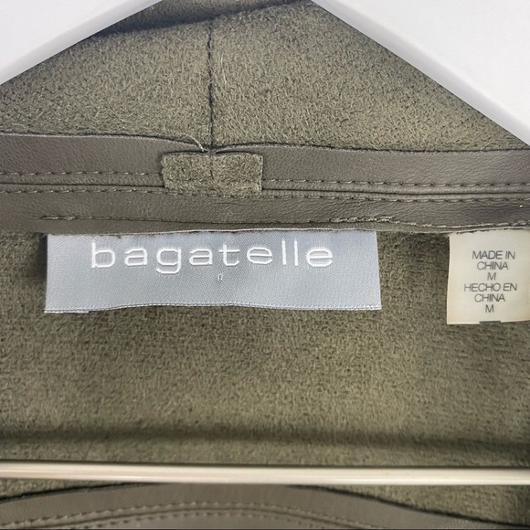 Bagatelle Open Front Green Faux Leather Jacket Size Medium - Picture 3 of 5